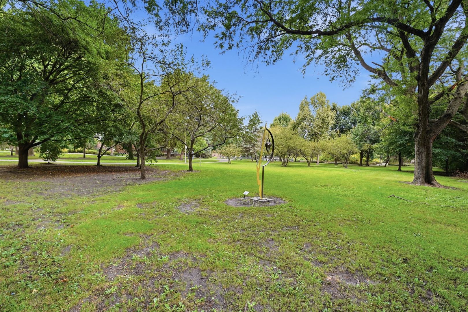 2443 W Lunt Avenue Ge Property Photo 18