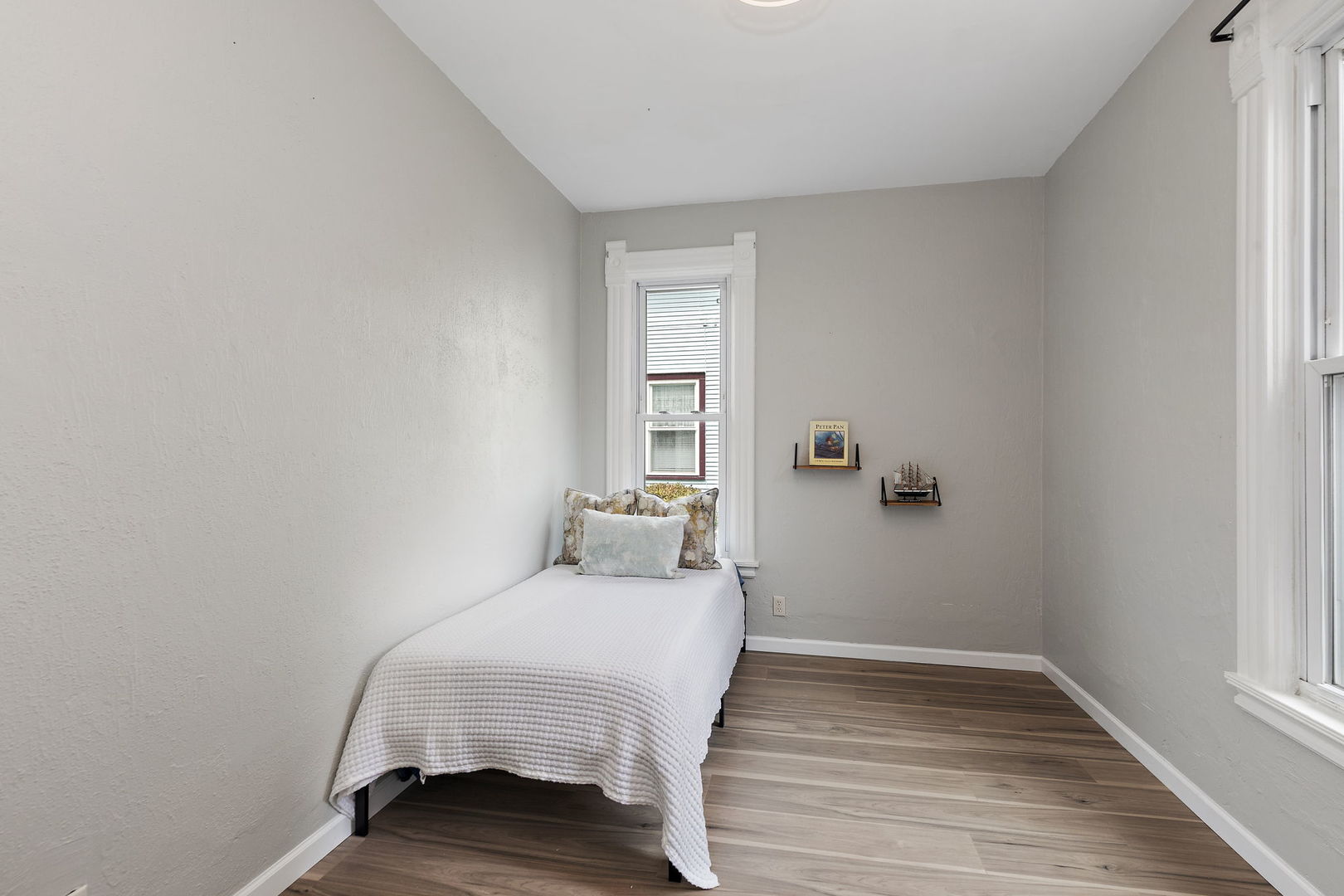724 5th Avenue Property Photo 12