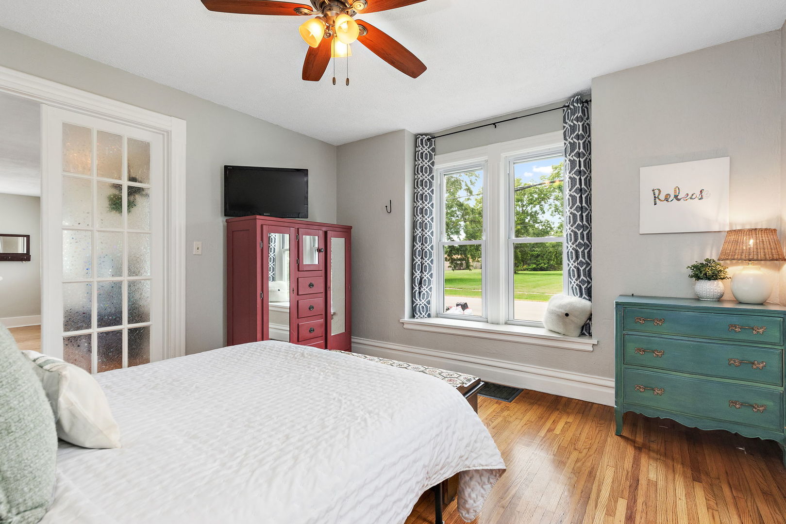 724 5th Avenue Property Photo 15