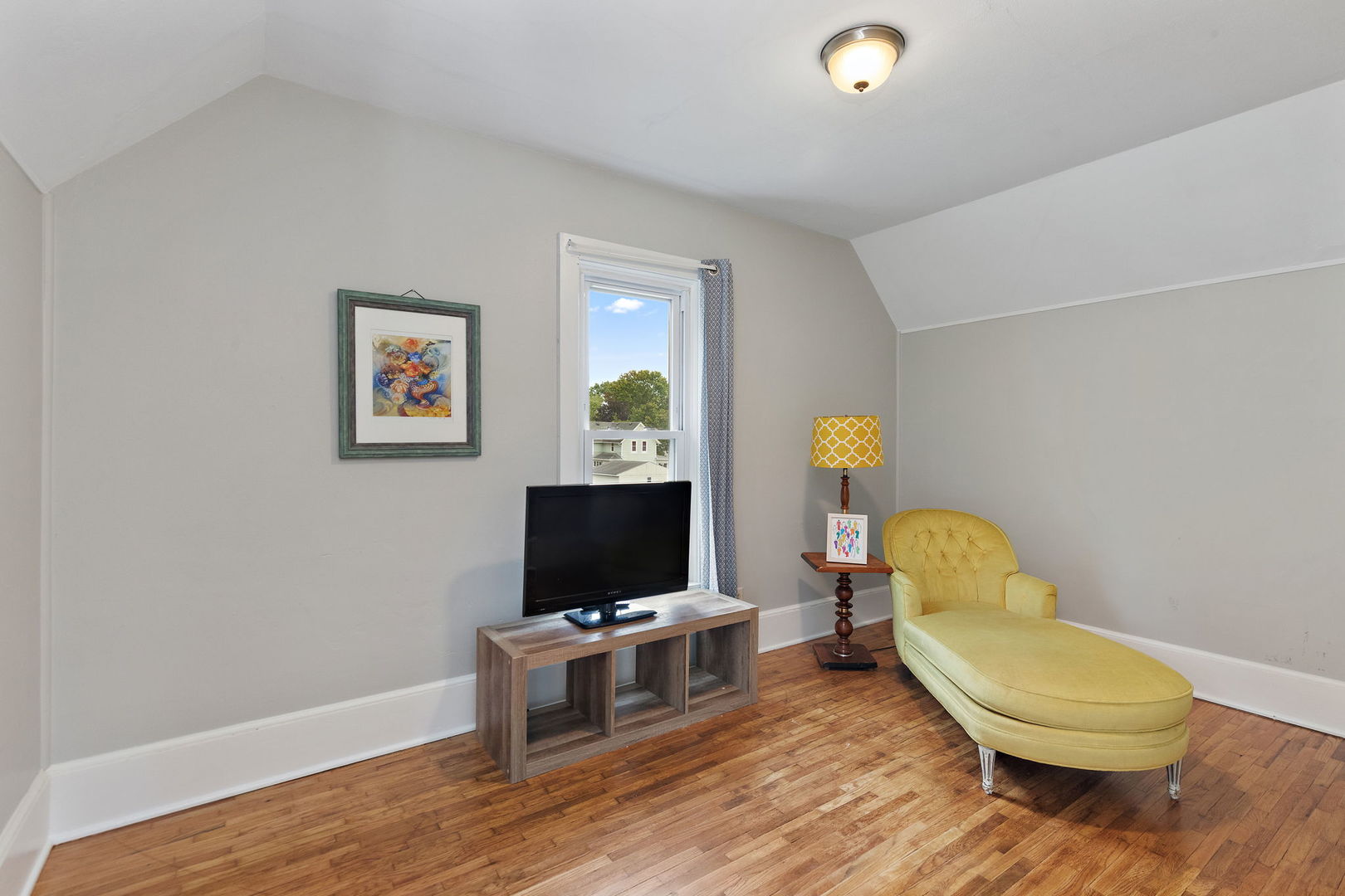724 5th Avenue Property Photo 18
