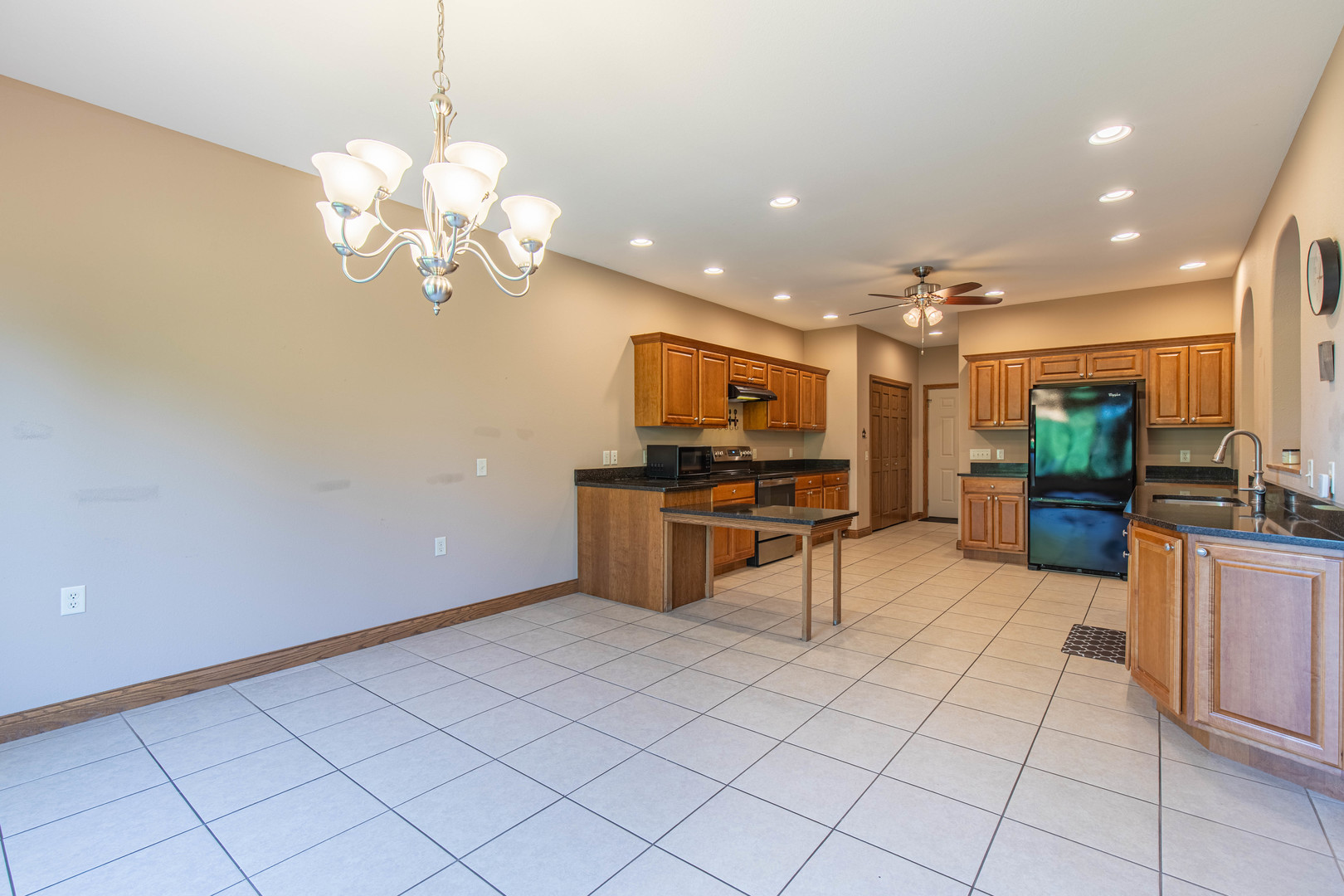 713 Independence Drive Property Photo 11