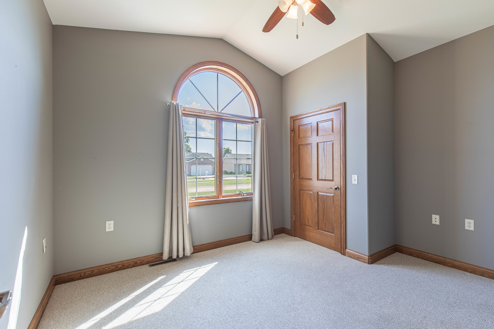 713 Independence Drive Property Photo 18
