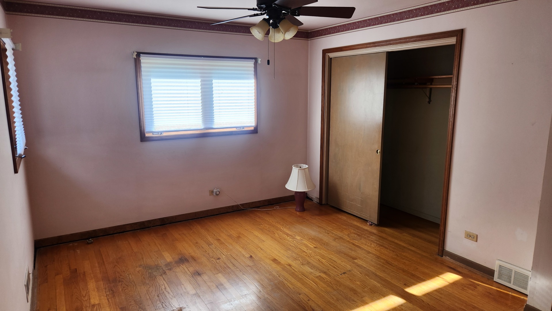 143 S Pleasant Avenue Property Photo 9
