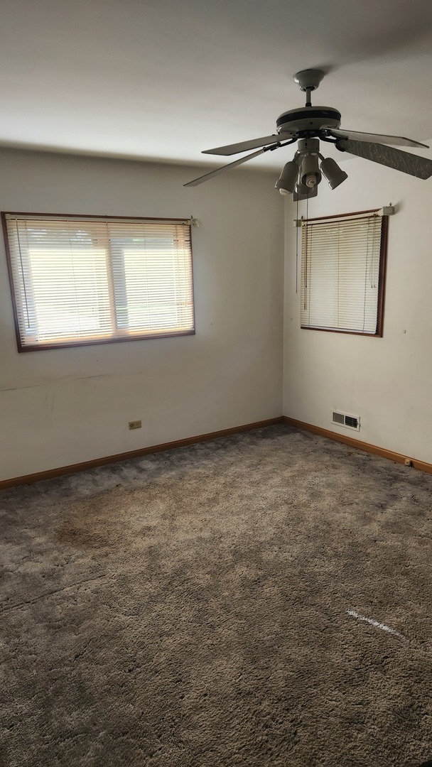 143 S Pleasant Avenue Property Photo 10