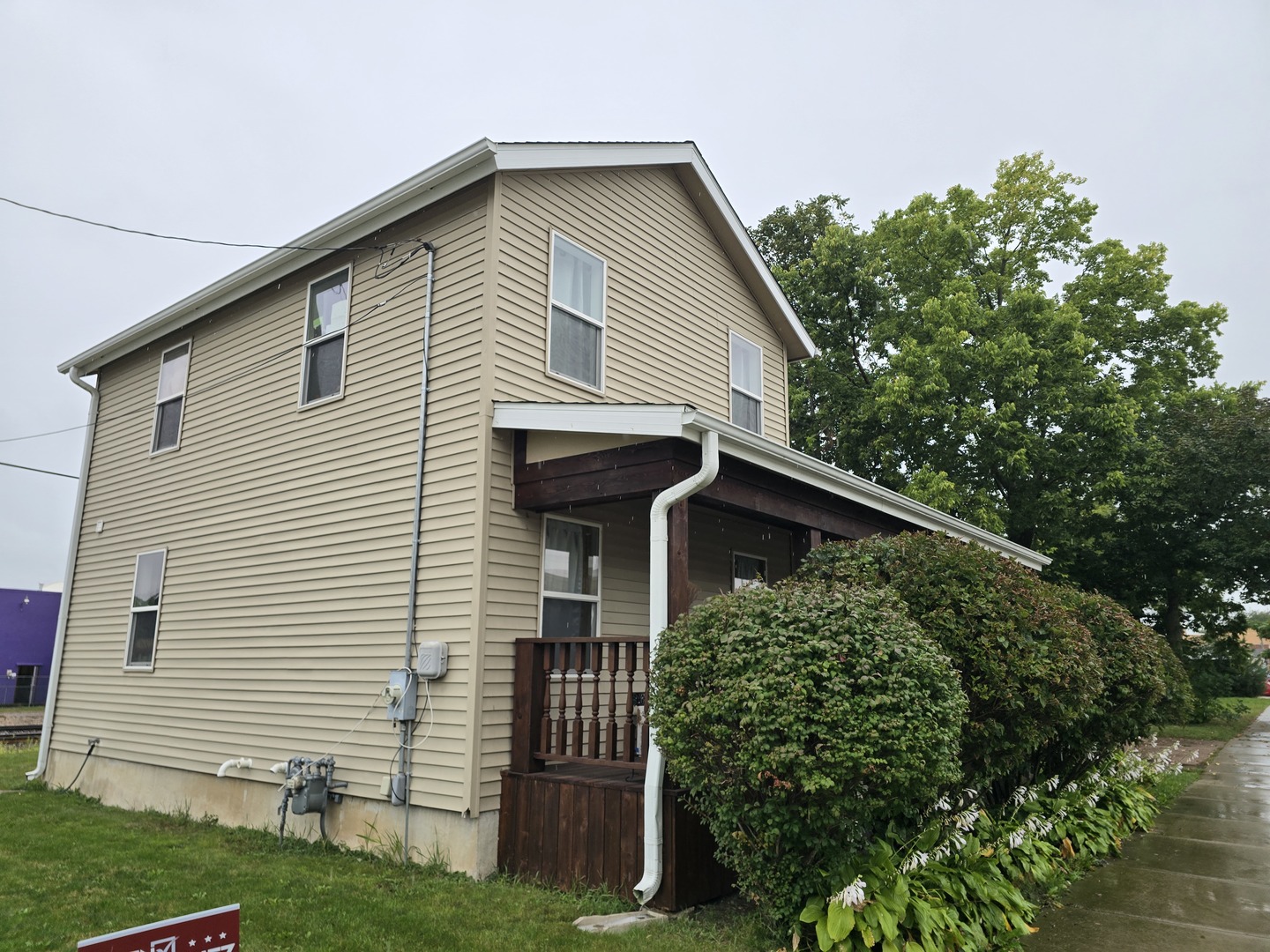 112 E Main Street Property Photo 3