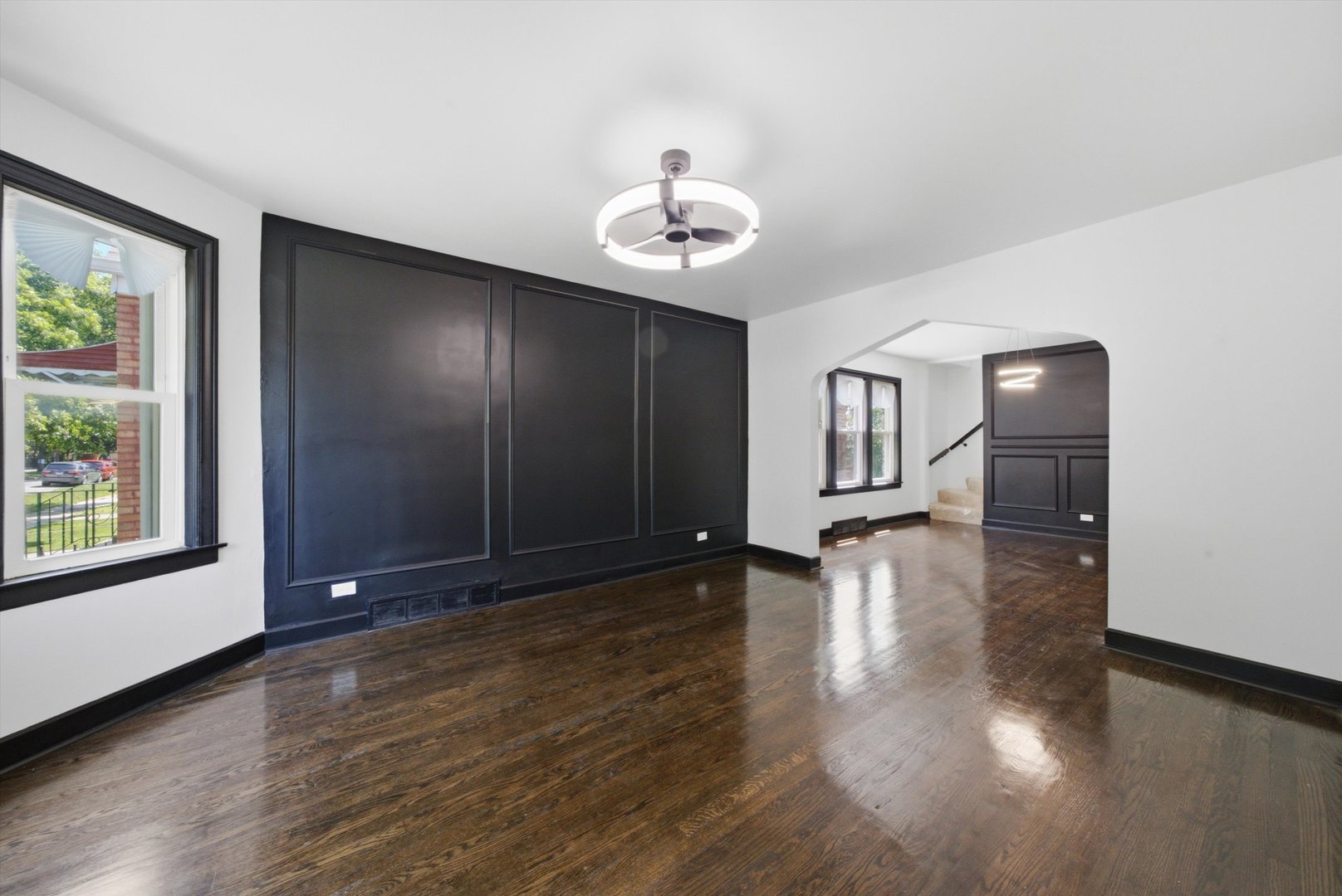 6604 S Rockwell Street Property Photo 4