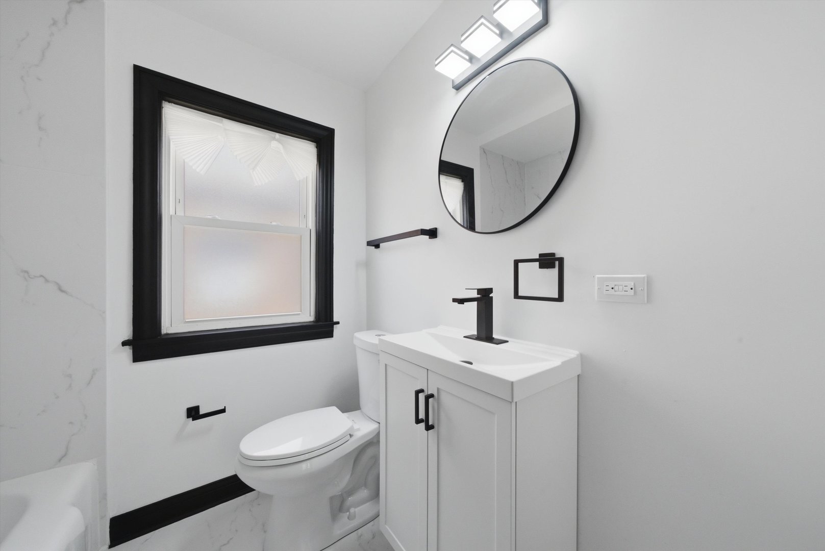 6604 S Rockwell Street Property Photo 16