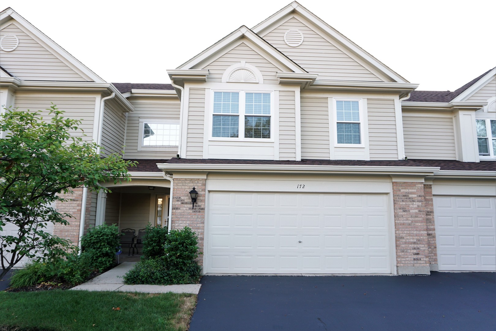 172 Crescent Lane Property Photo 1