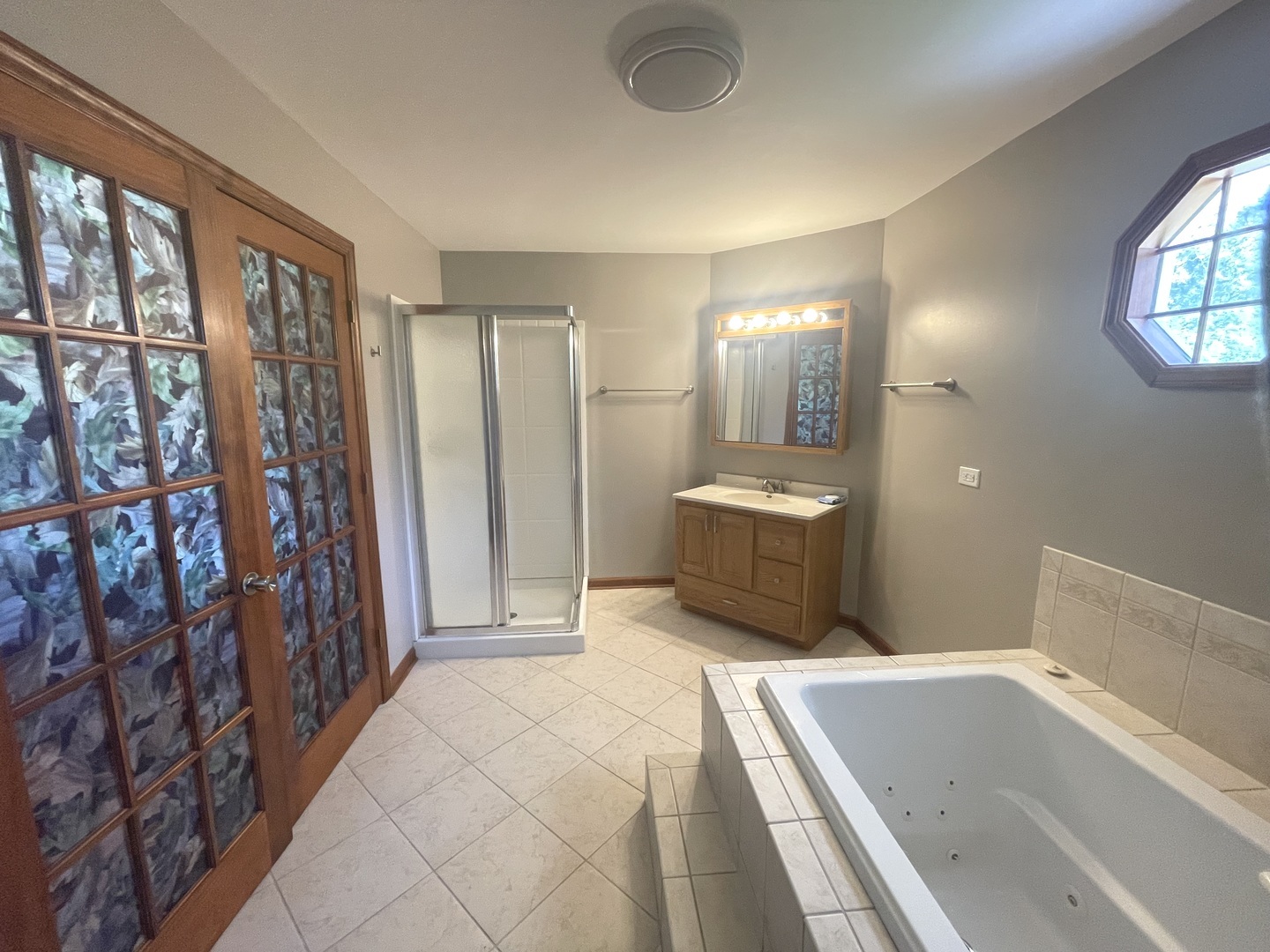 3118 Edgewood Drive Property Photo 6