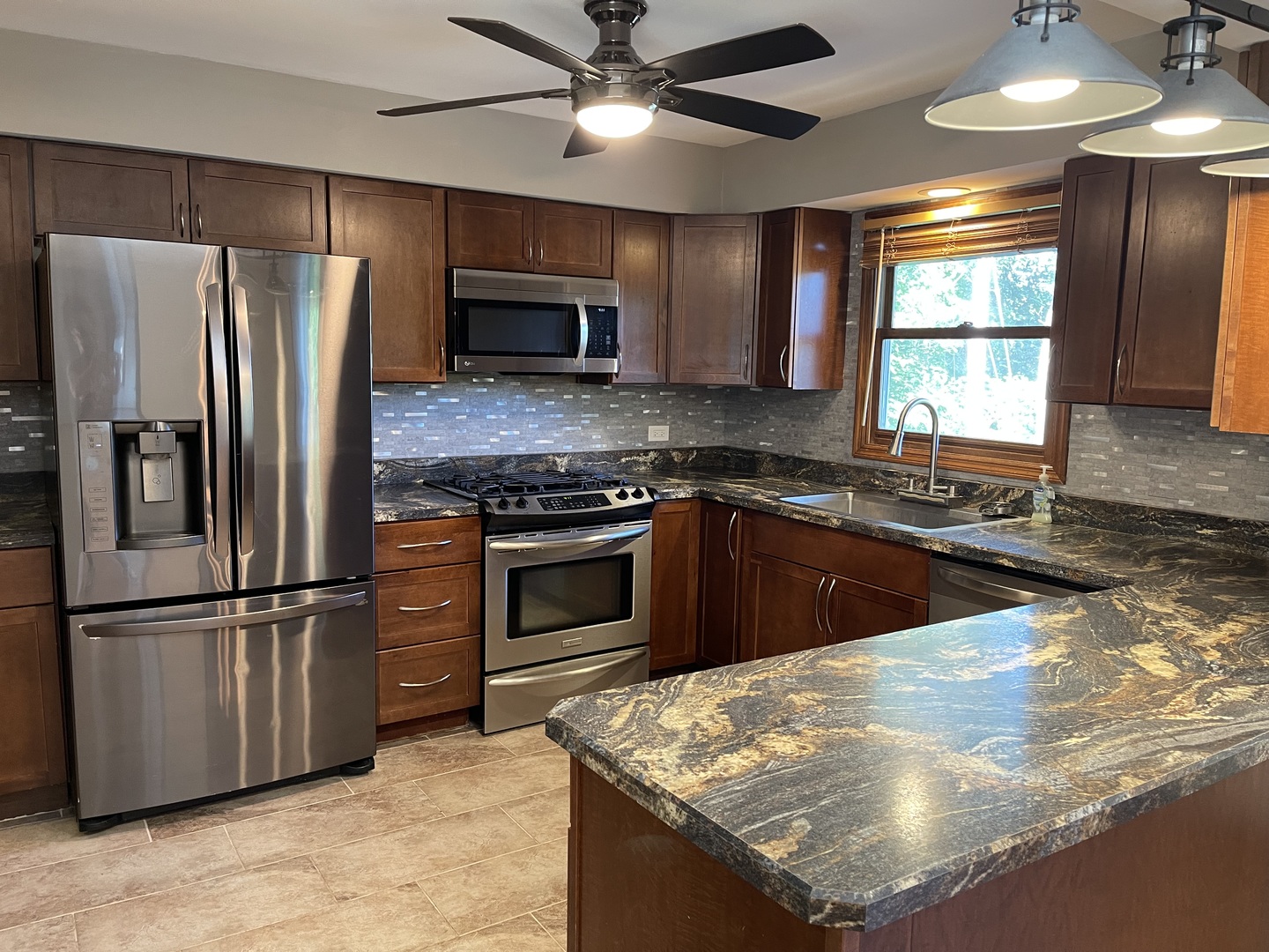 3118 Edgewood Drive Property Photo 18