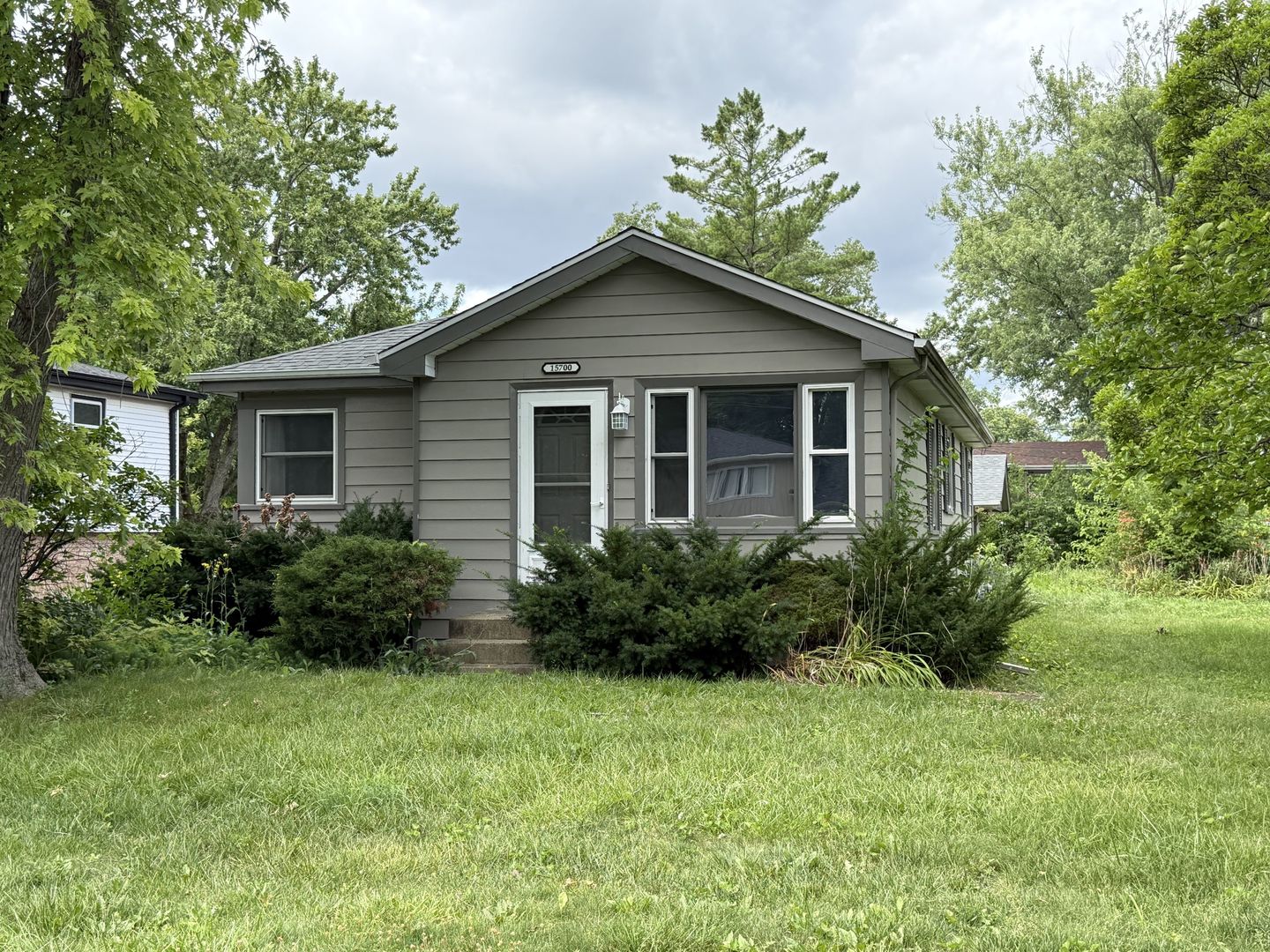 15700 Leclaire Avenue Property Photo 1