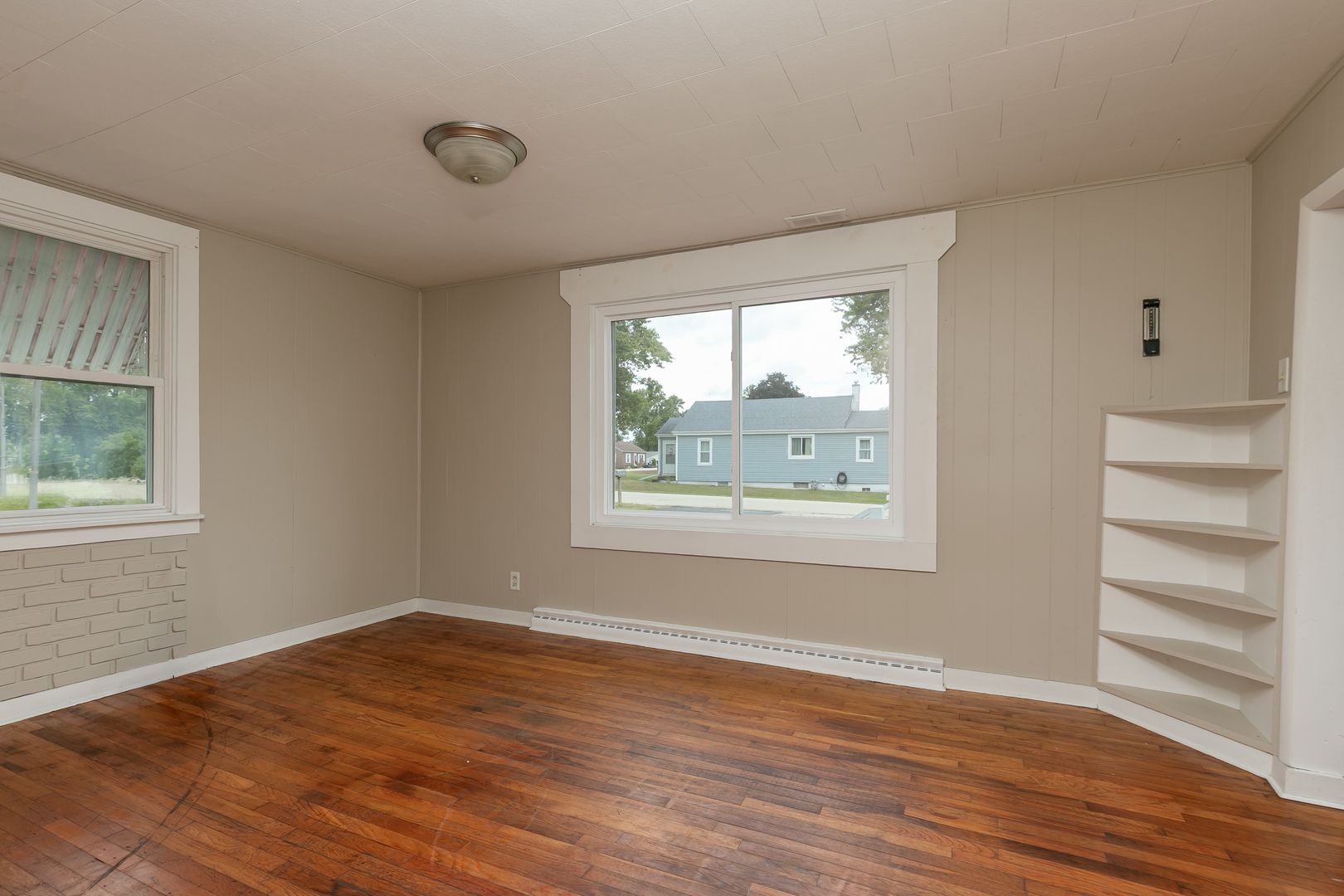 510 10th Avenue Property Photo 4