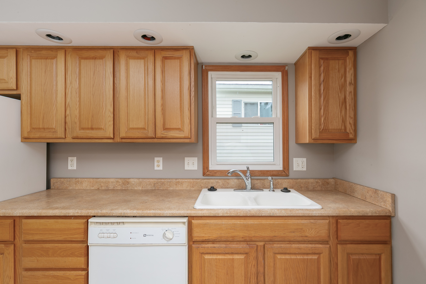 510 10th Avenue Property Photo 10