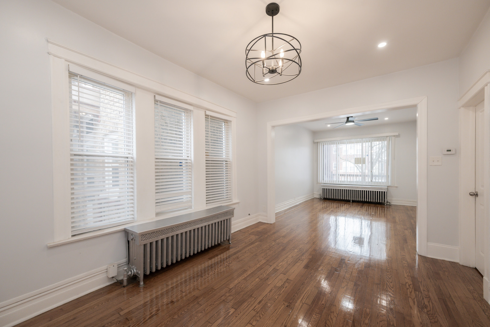 7653 S Saint Lawrence Avenue Property Photo 7
