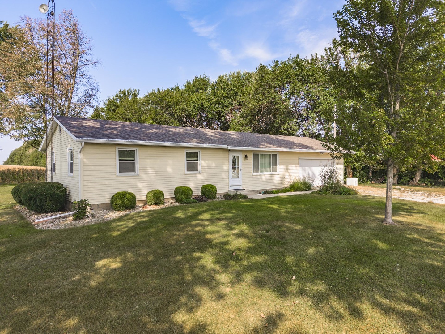 14235 N 1775 East Road Property Photo 34