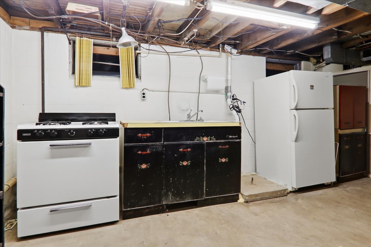 300 S Jackson Street Property Photo 34