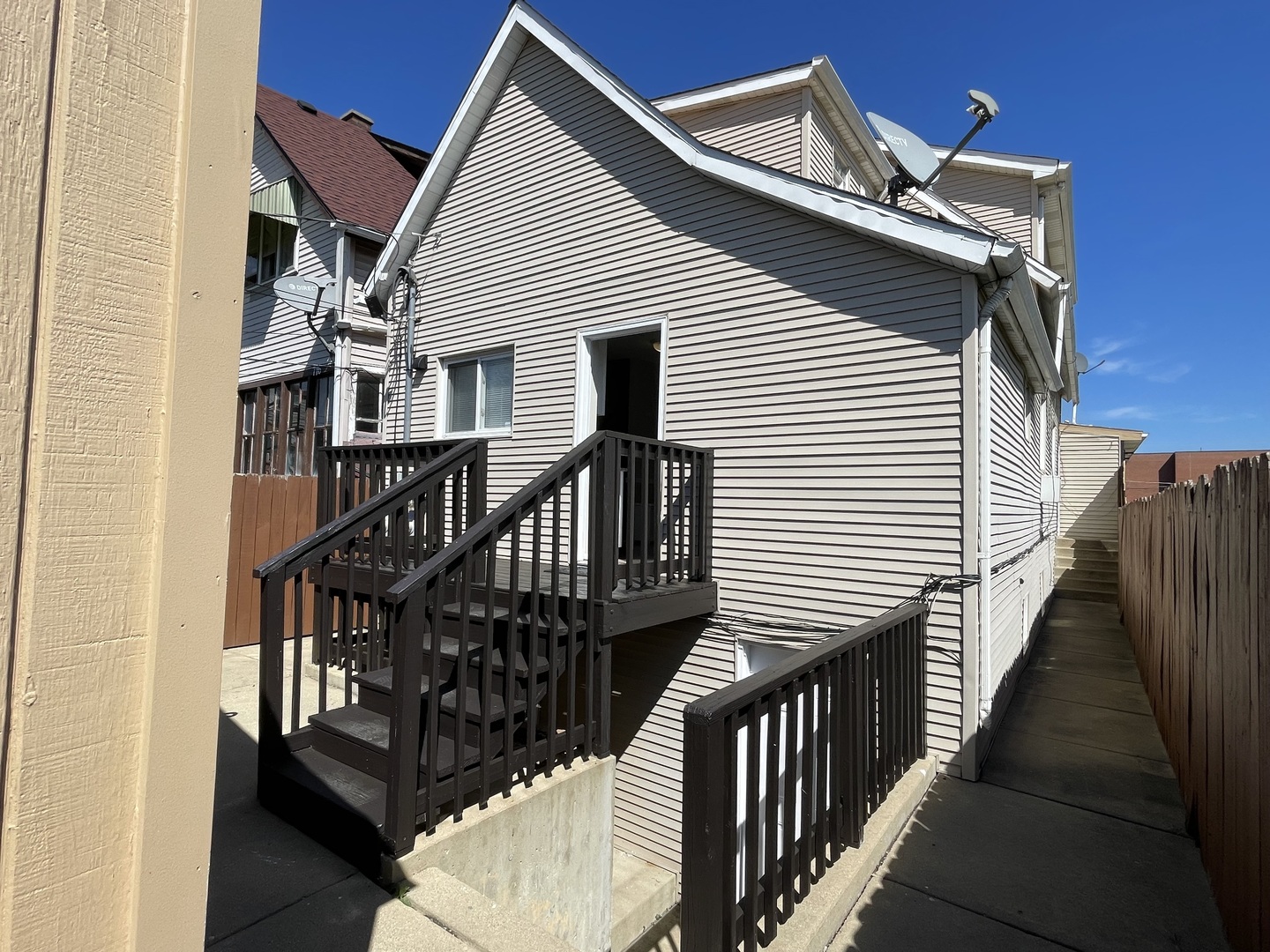 714 Broadway Avenue Rear Property Photo 13