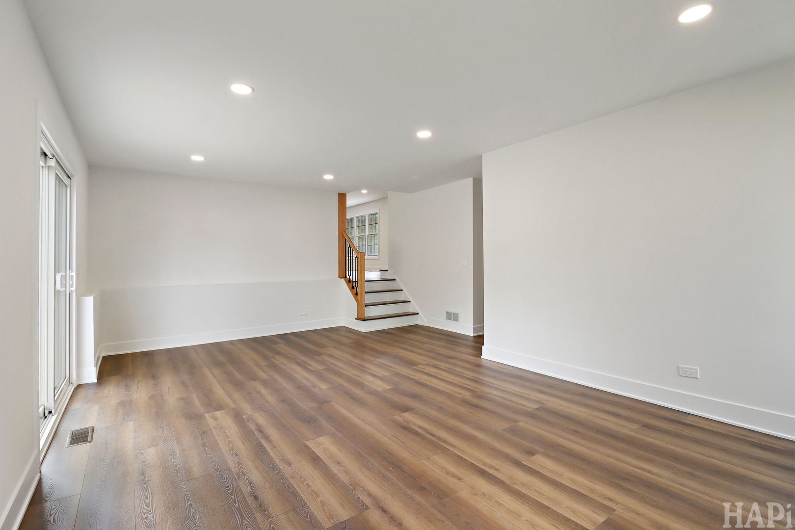 62 E Fox Hill Drive Property Photo 13