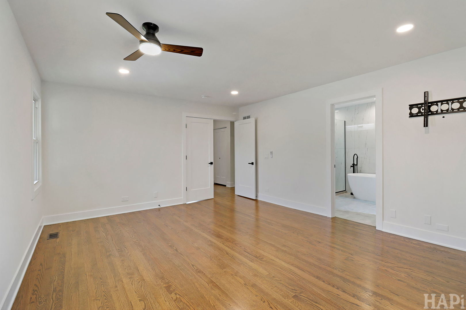 62 E Fox Hill Drive Property Photo 17