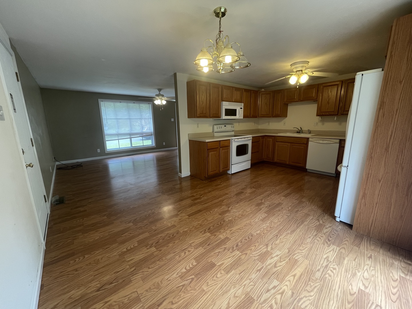 1007 W Laurel Street Property Photo 14