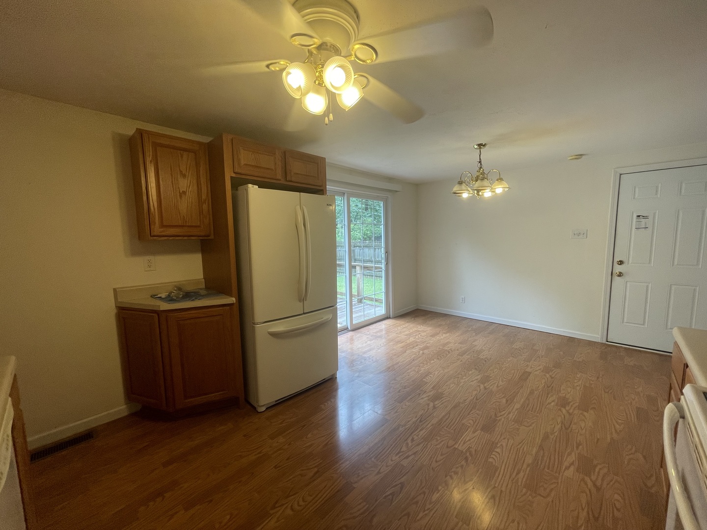 1007 W Laurel Street Property Photo 15