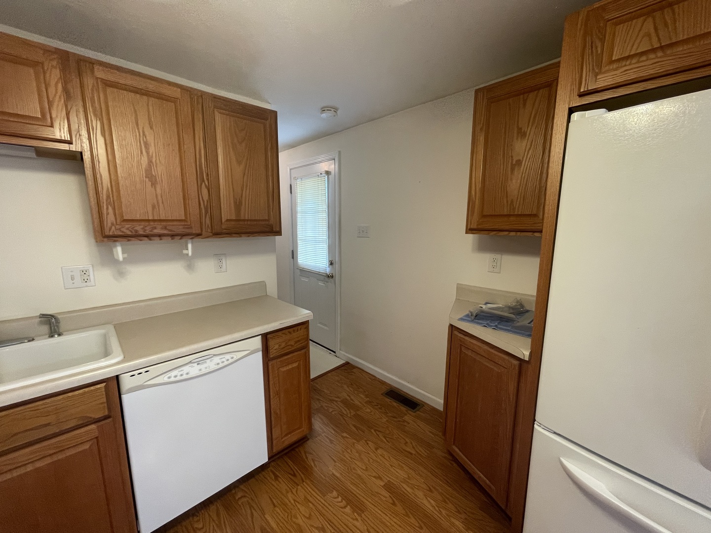 1007 W Laurel Street Property Photo 16