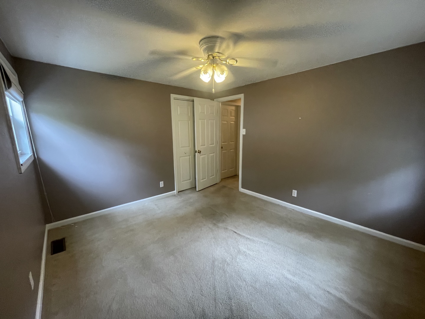 1007 W Laurel Street Property Photo 27