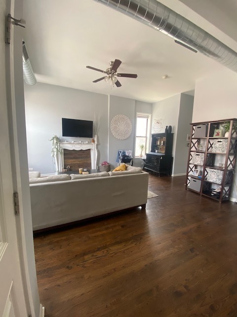1415 W Augusta Boulevard Property Photo 23