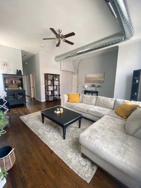 1415 W Augusta Boulevard Property Photo 24