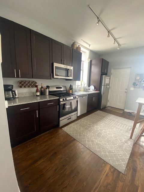1415 W Augusta Boulevard Property Photo 30
