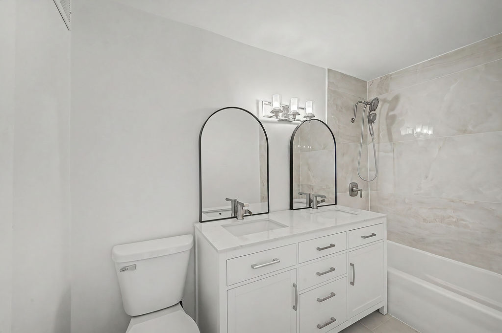 5740 N Sheridan Road 17c Property Photo 17