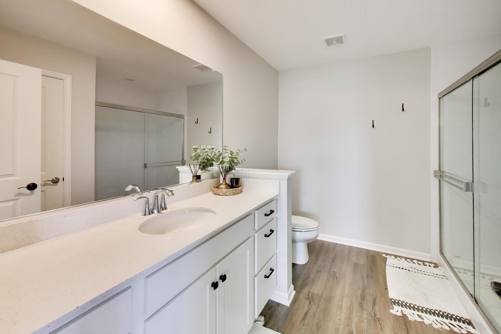 1807 Kraft Avenue Property Photo 18