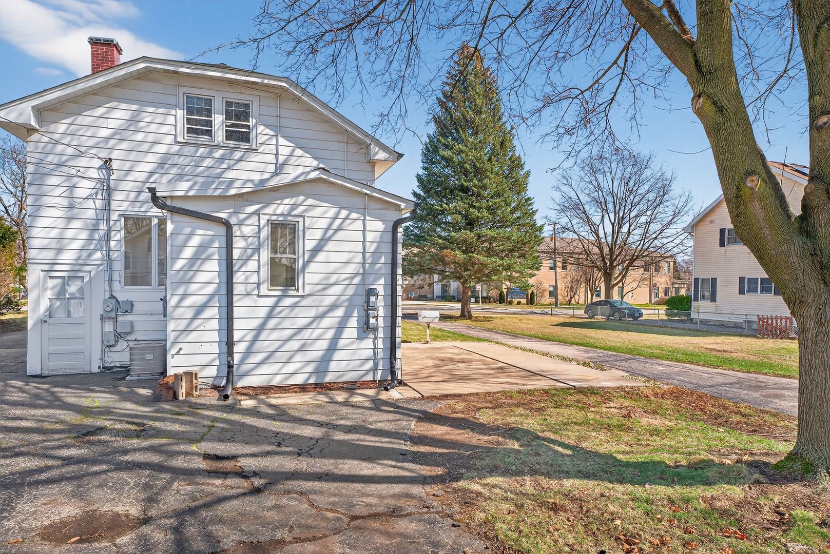 156 Wille Avenue Property Photo 4