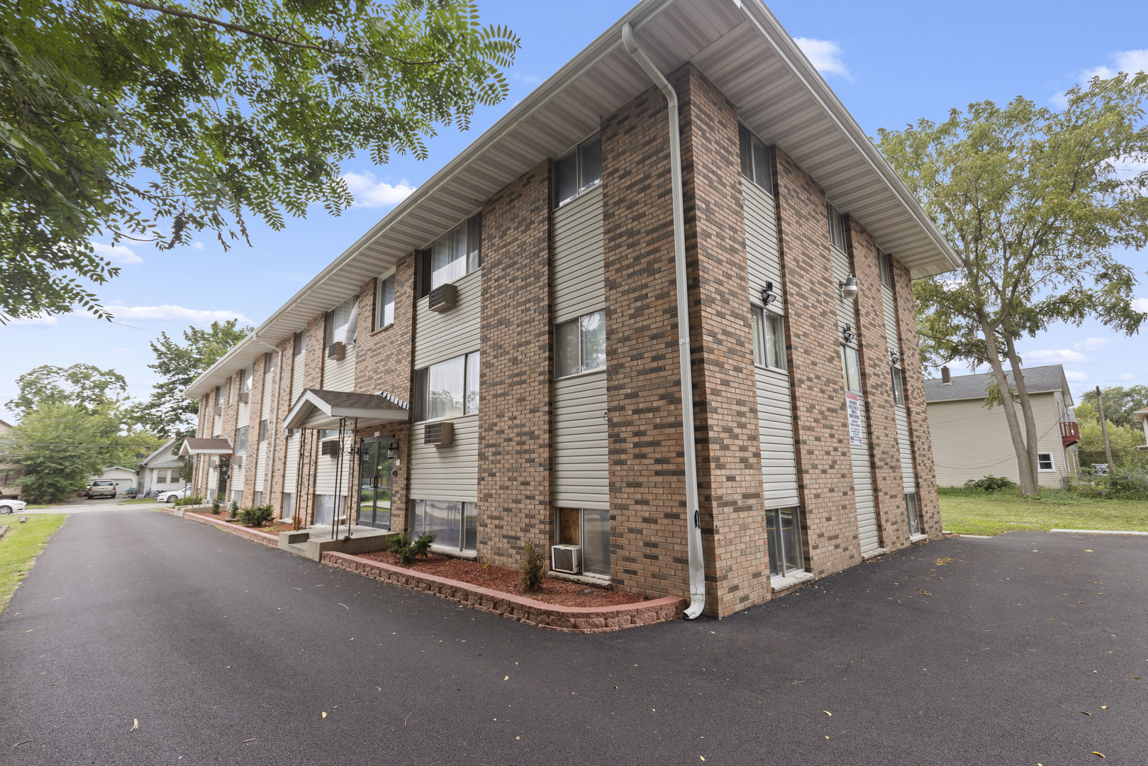 1226 17th Avenue Property Photo 3