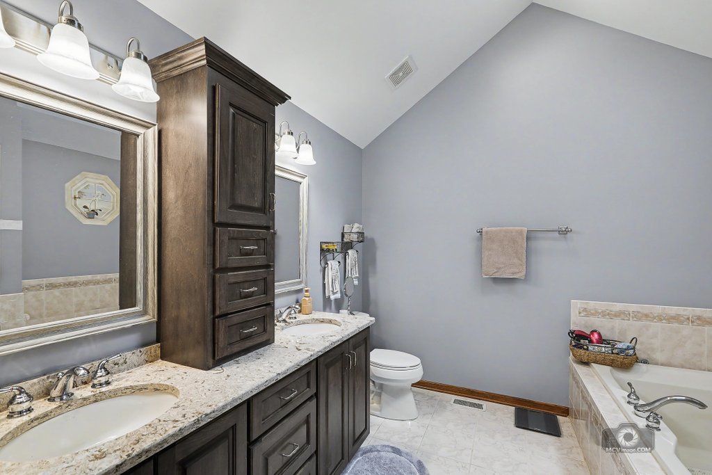 14615 W Hickory Avenue Property Photo 28