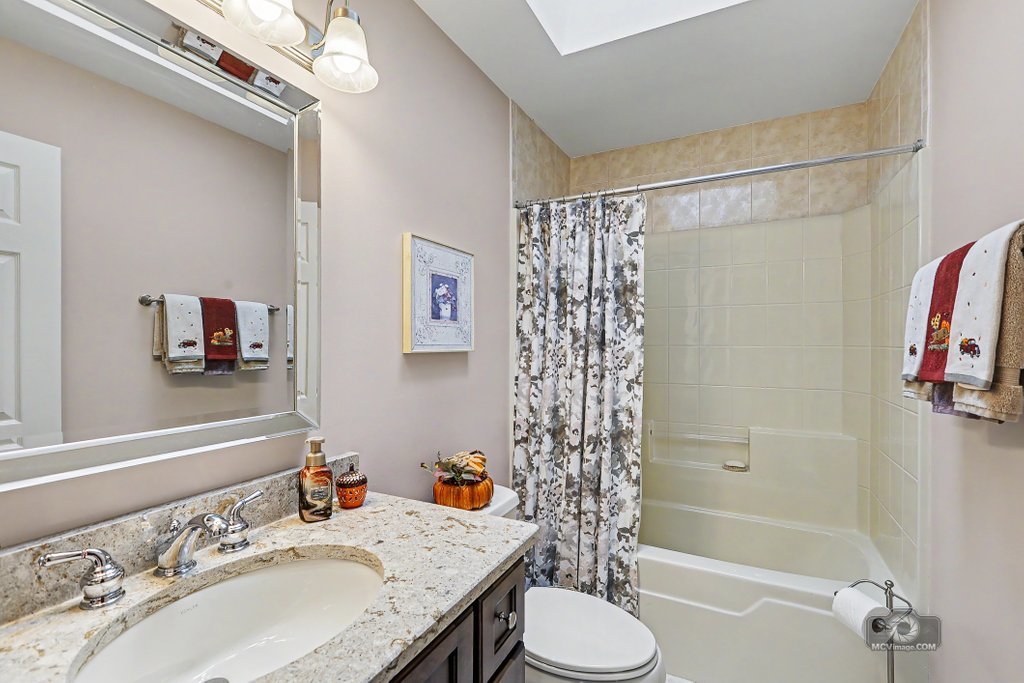 14615 W Hickory Avenue Property Photo 33