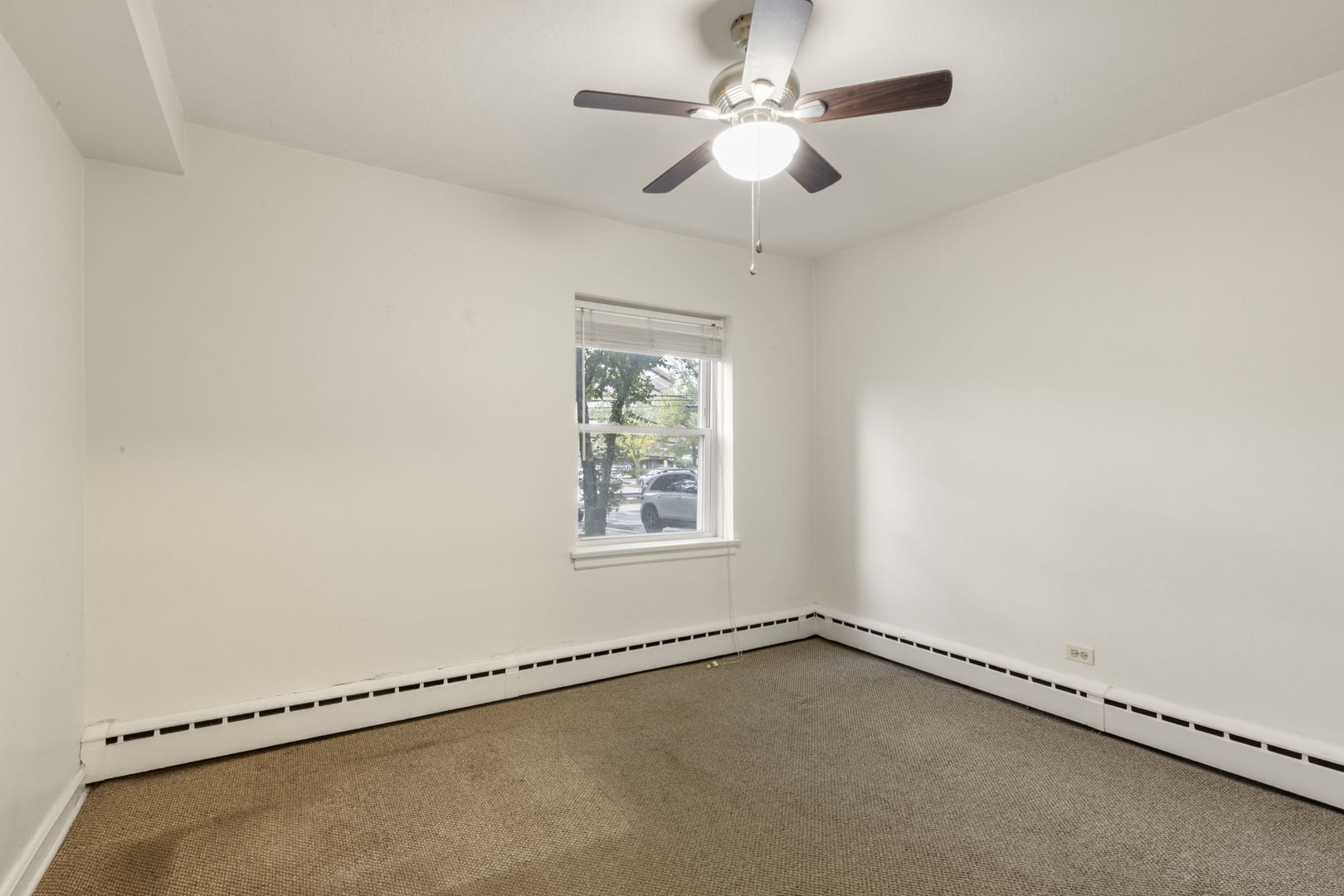 808 Oakton Street 1 Property Photo 12