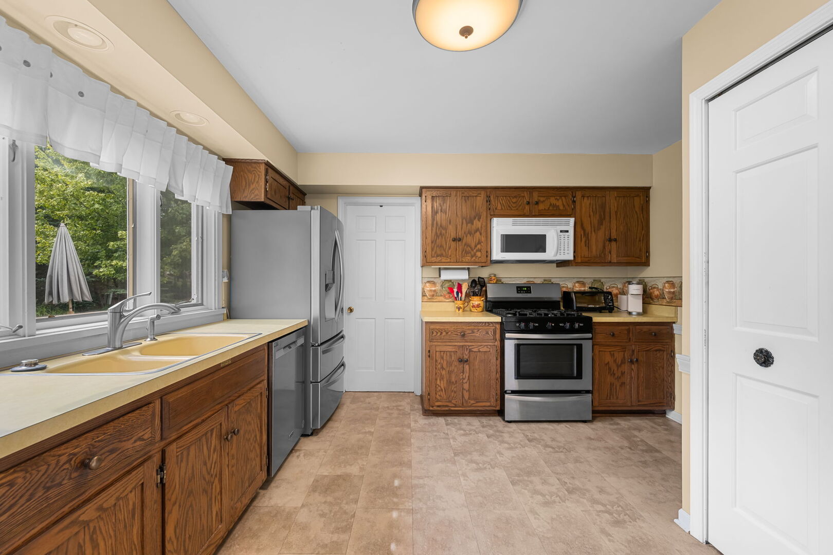 1303 W Crooked Willow Lane Property Photo 5