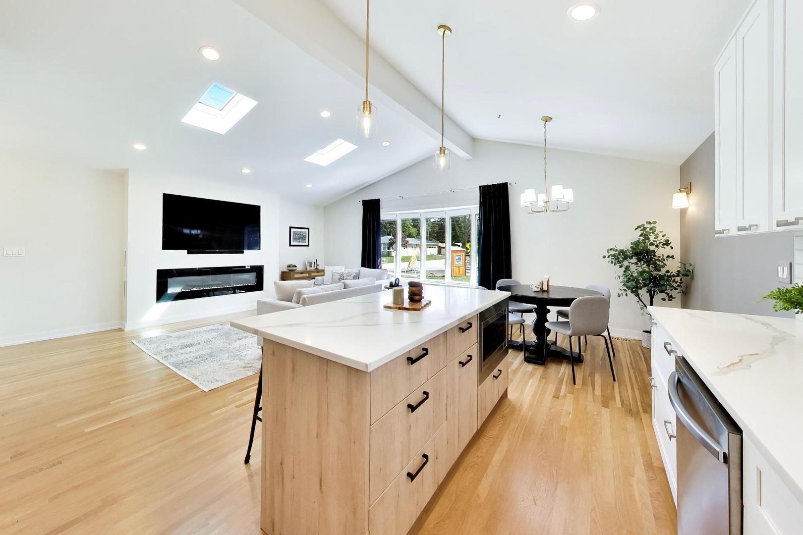 3 W White Oak Street Property Photo 10