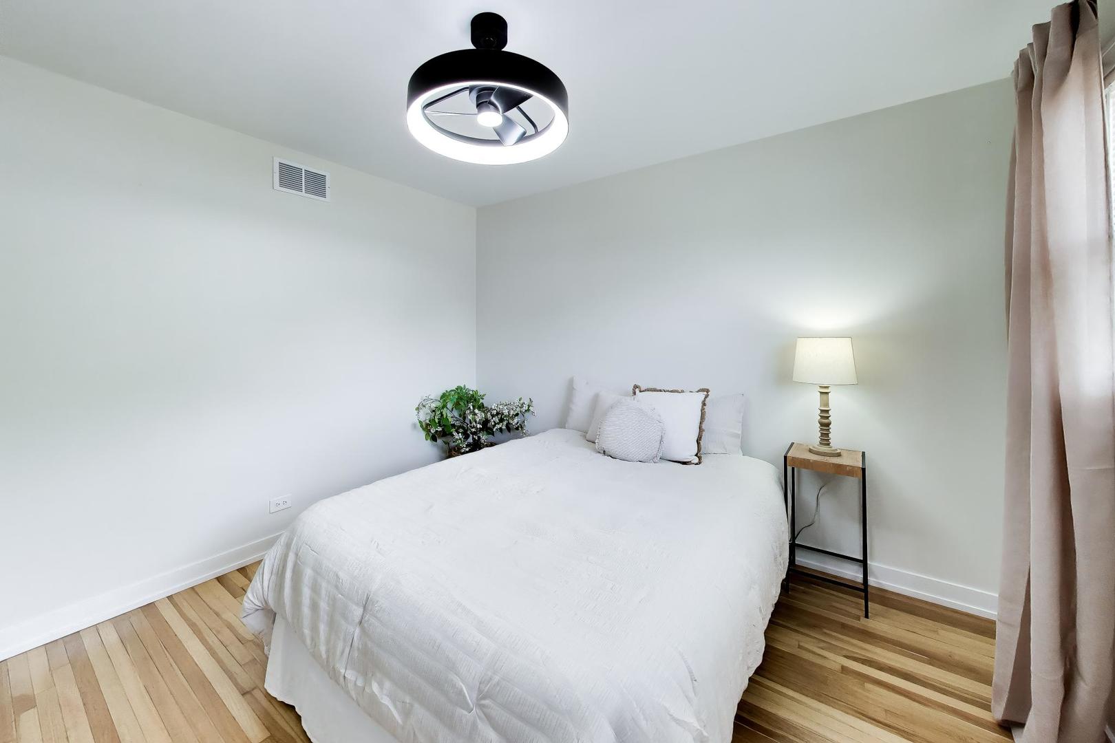 3 W White Oak Street Property Photo 12
