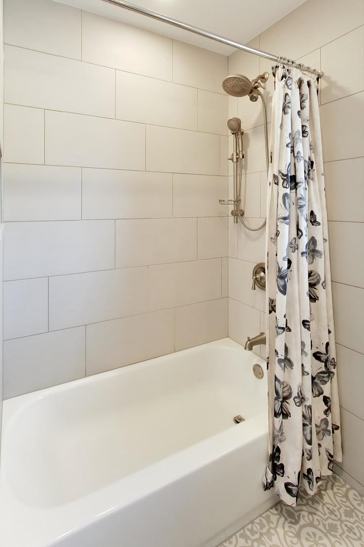 3 W White Oak Street Property Photo 19