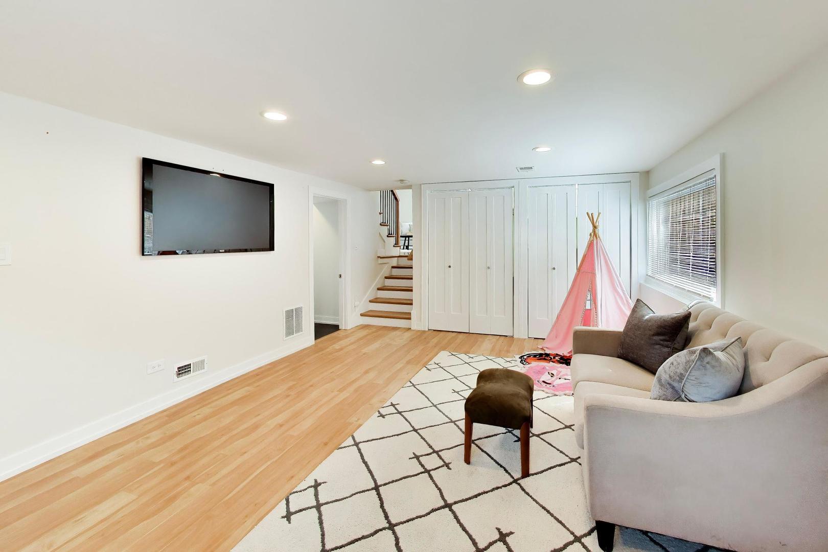 3 W White Oak Street Property Photo 22