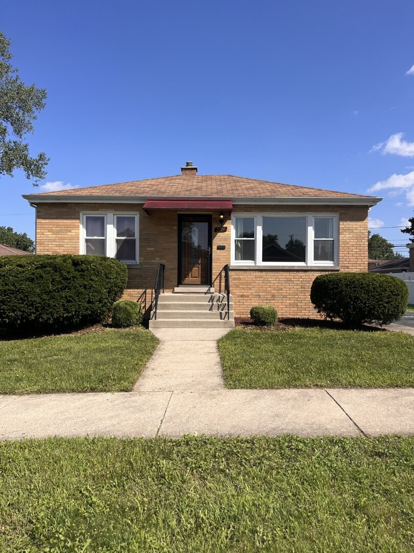 2714 W 97th Street Property Photo 1