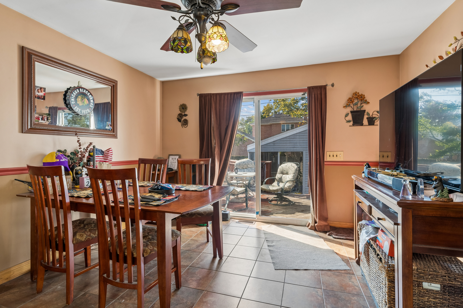 8122 N Overhill Avenue Property Photo 6