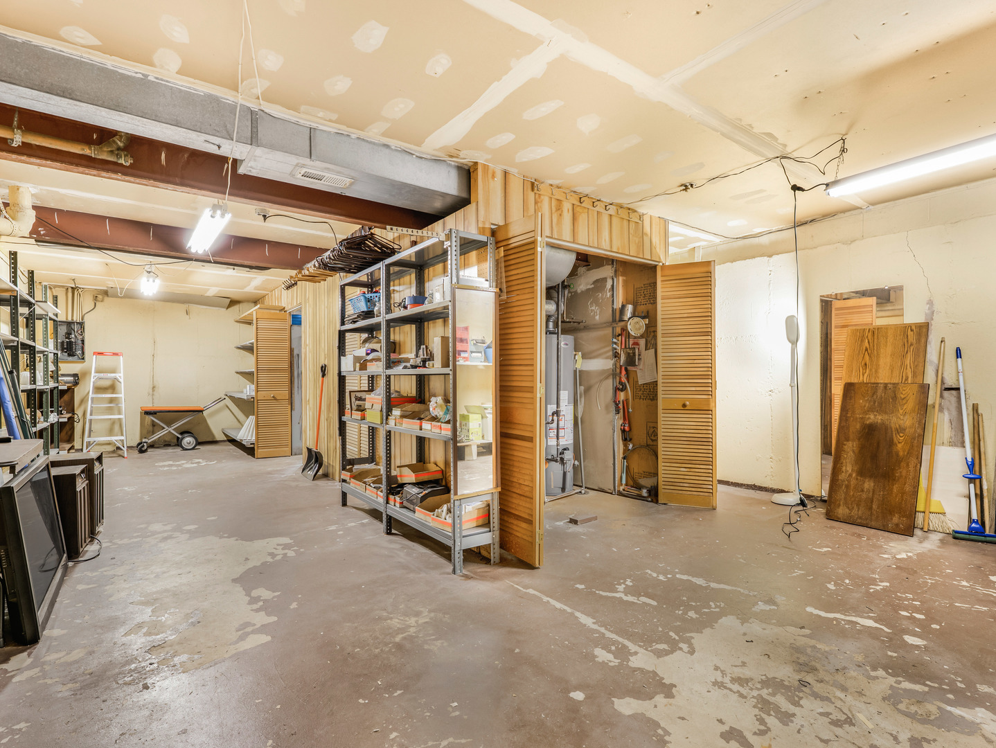 3615 N Pacific Avenue Property Photo 17