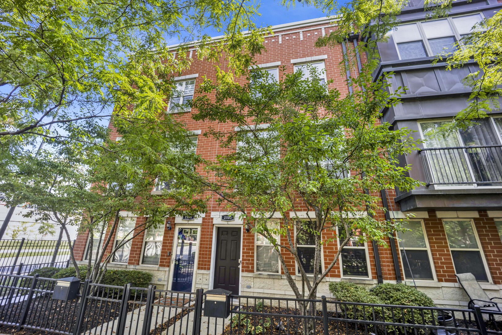 2503 S Calumet Avenue Property Photo 1
