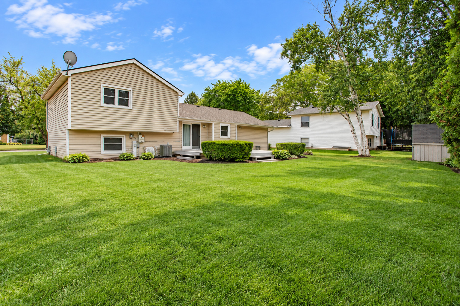 5112 W Greenbrier Drive Property Photo 13