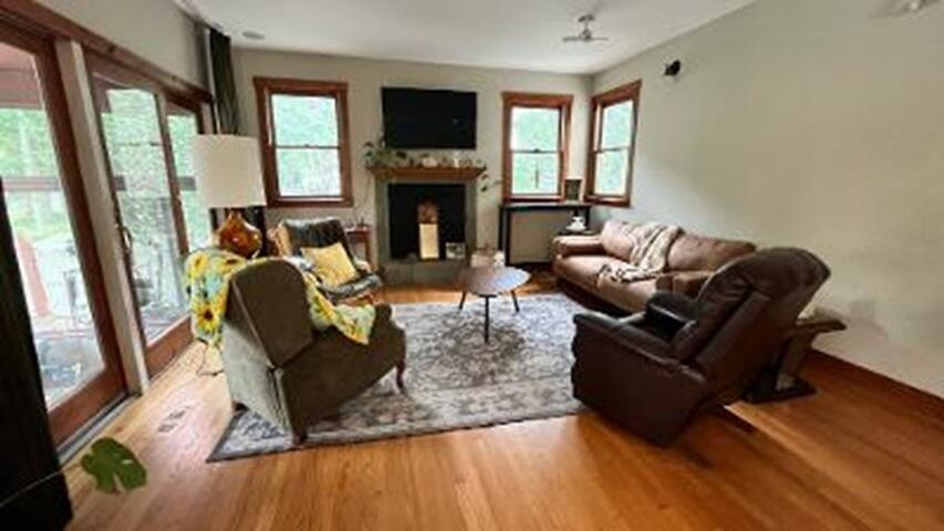 10902 S Hoyne Avenue Property Photo 9