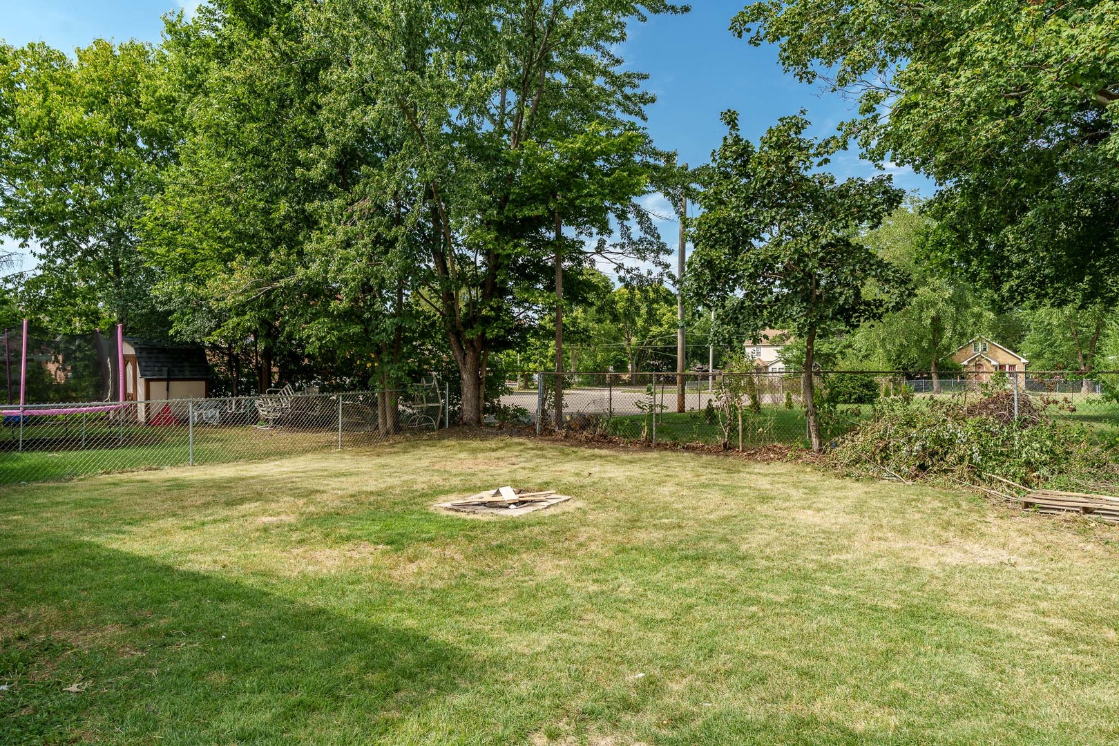 2411 Knight Avenue Property Photo 4