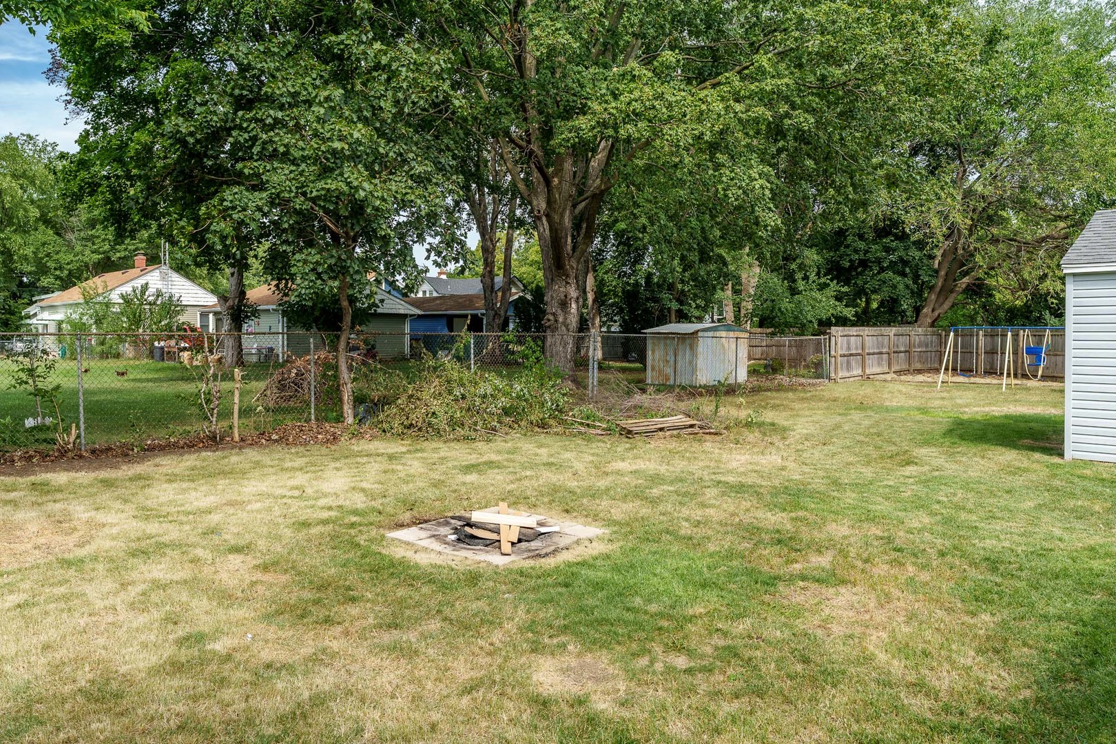 2411 Knight Avenue Property Photo 5